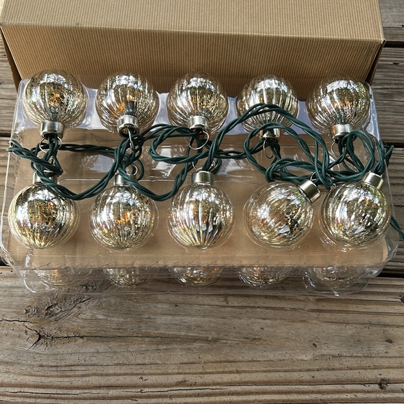 Pottery Barn Mercury Globe String Lights - Shimmering Silver BNIB - Picture 2 of 5